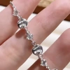 A light luxury, niche and high-end silver bracelet, anti-allergy and non-fading details Picture